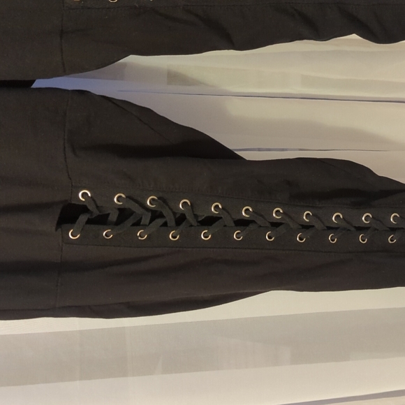 Black lace up leggings size large - Picture 2 of 2